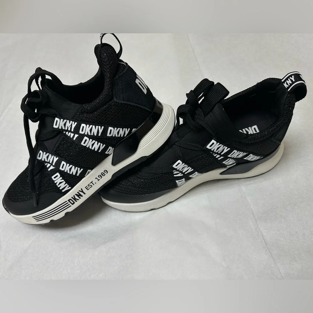 DKNY
Nash low-top lace-up sneakers🍁 - Picture 7 of 11